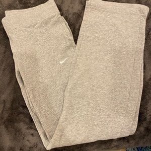 Athletic apparel bundle